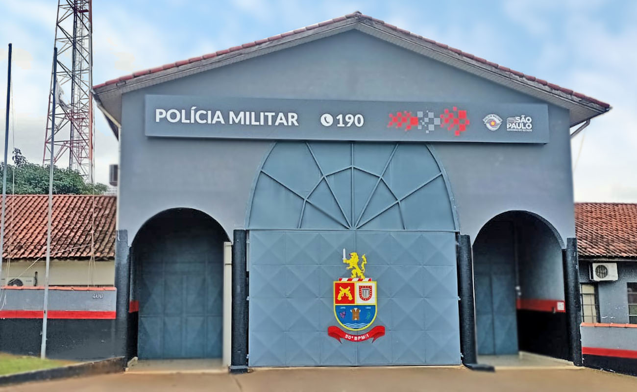 Foto da fachada do 50º Batalhão de Polícia Militar/SP