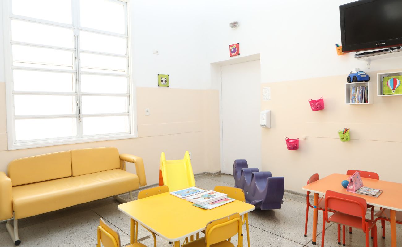 Imagem mostra a brinquedoteca do Hospital da Criança. O local tem completa estrutura, que conta com UTI pediátrica e Pronto Socorro 24 horas.