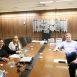 Imagem mostra o prefeito Guilherme Gazzola junto ao secretario de Emprego Olavo Volpato e representantes novo supermercado em reunião no gabinete
