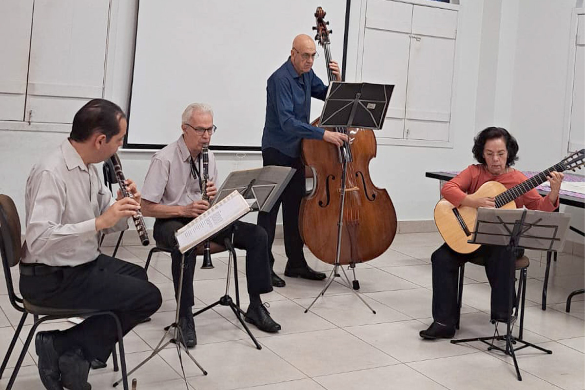 quarteto musical Tristão Junior